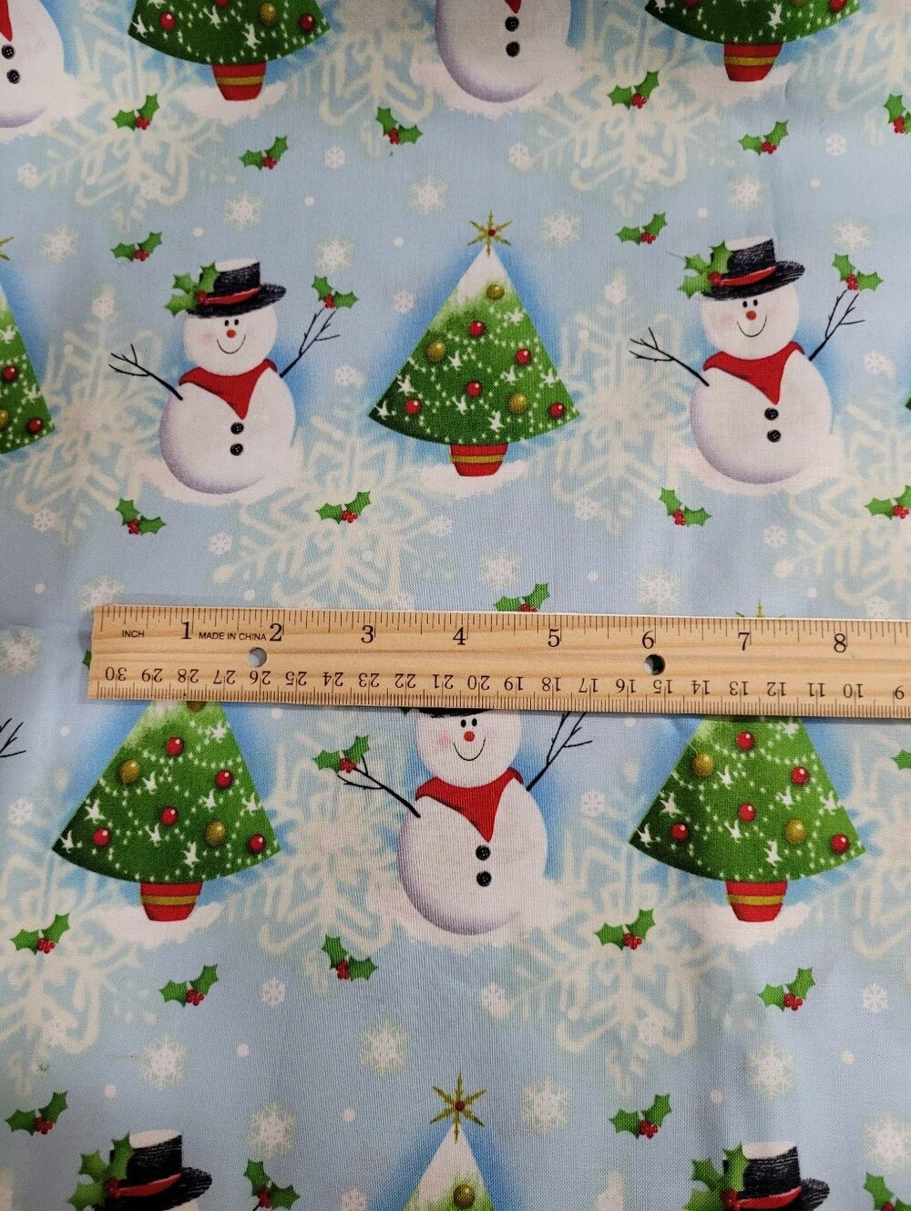 Holiday Snowman & Tree Theme Sewing Fabric Baum Textile Mills 2 Yards (1494)